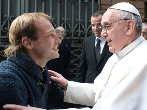 Gonzalo Aemilius mit Papst Franziskus