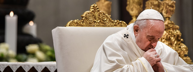 Papst beim Gebet