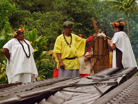 Kulturrevival im wilden Inneren der Insel,Tahiti.