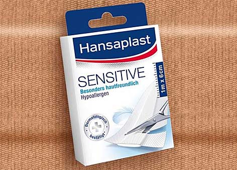Eine Packung Hansaplast Sensitive
