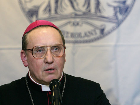 Der römisch-katholische Erzbischof von Minsk, Tadeusz Kondrusiewicz im Jahr 2005