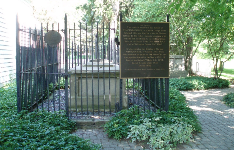 Das Grab von Thayendanegea in Brantford, Ontario.