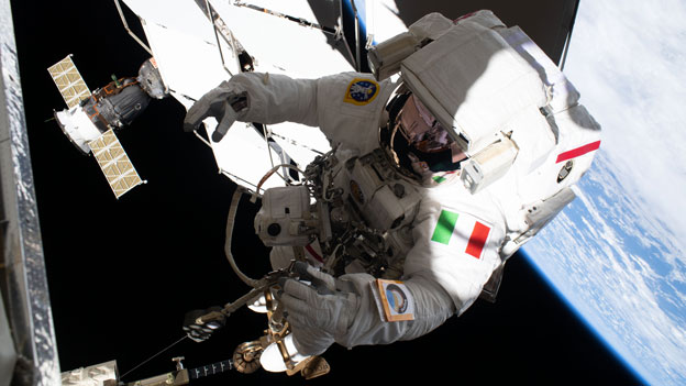 Die ESA (Europäische Weltraumorganisation) ist auf der Suche nach Astronautinnen und Astronauten
