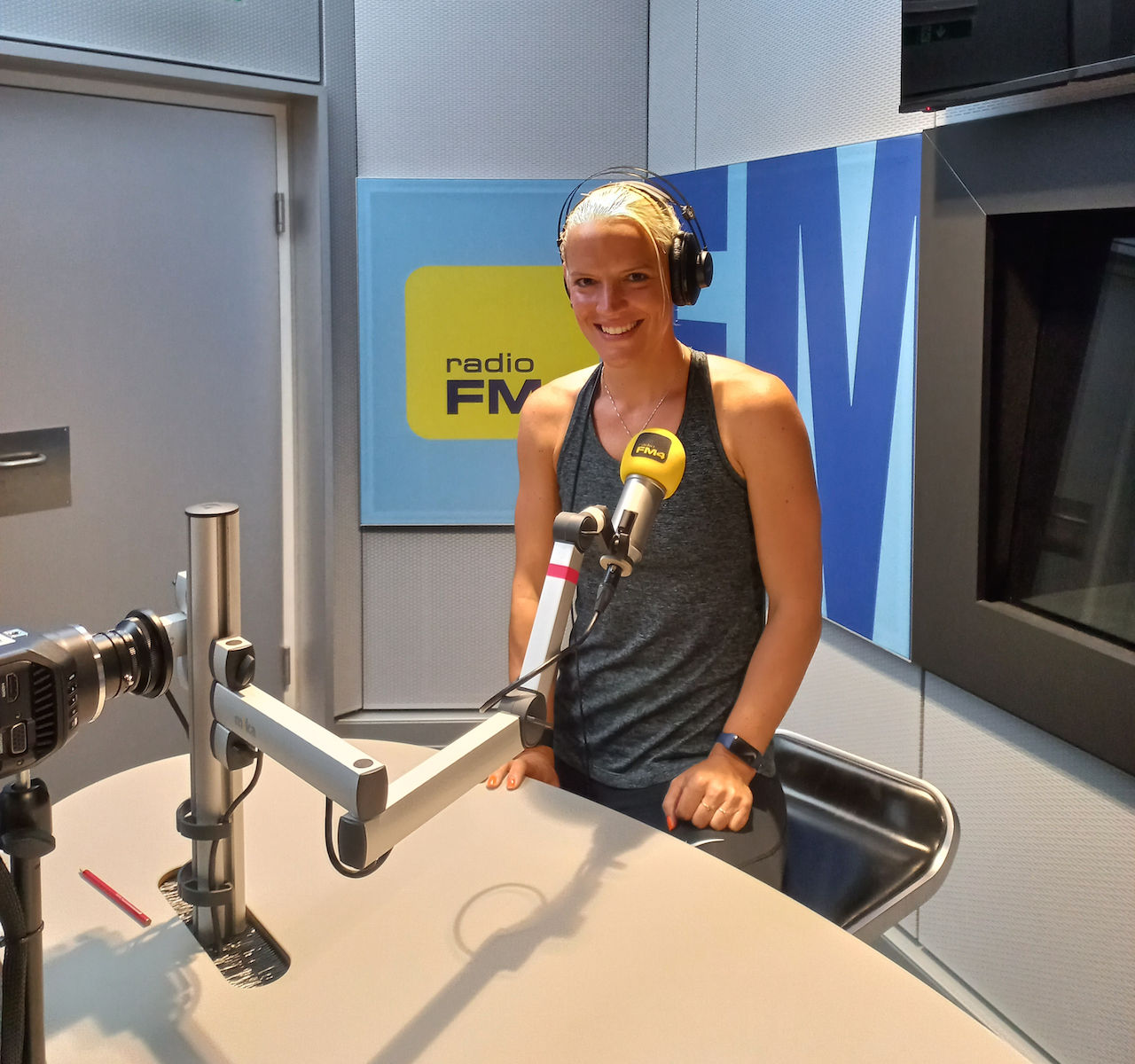 Julia Brückler im FM4 Studio