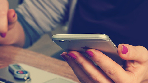 Handy und Betrugs-SMS