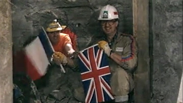 Eurotunnel Handshake 1990
