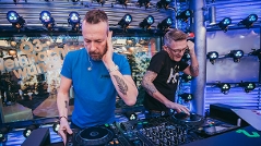Robert Kratky und Andi Knoll als DJs