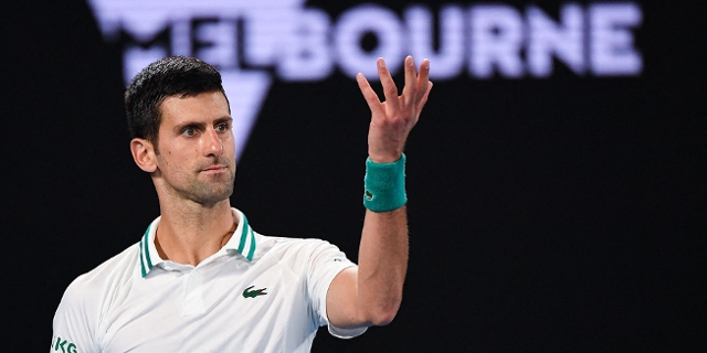 Novak Djokovic auf dem Tennisplatz in Melbourne