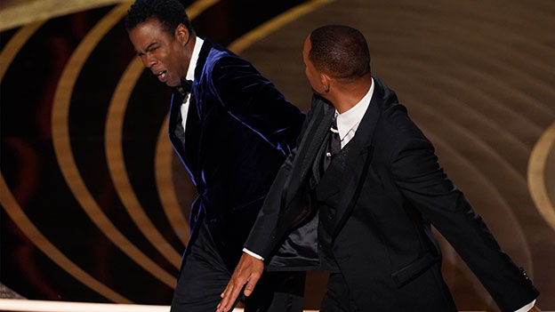 Will Smith schlägt Chris Rock auf der Oscar Bühne