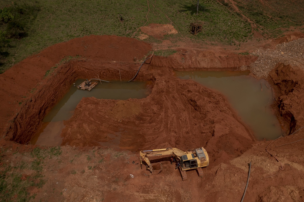Illegale Goldmine in Brasilien