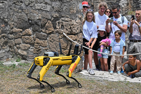 Roboterhund "Spot" in Pompeji