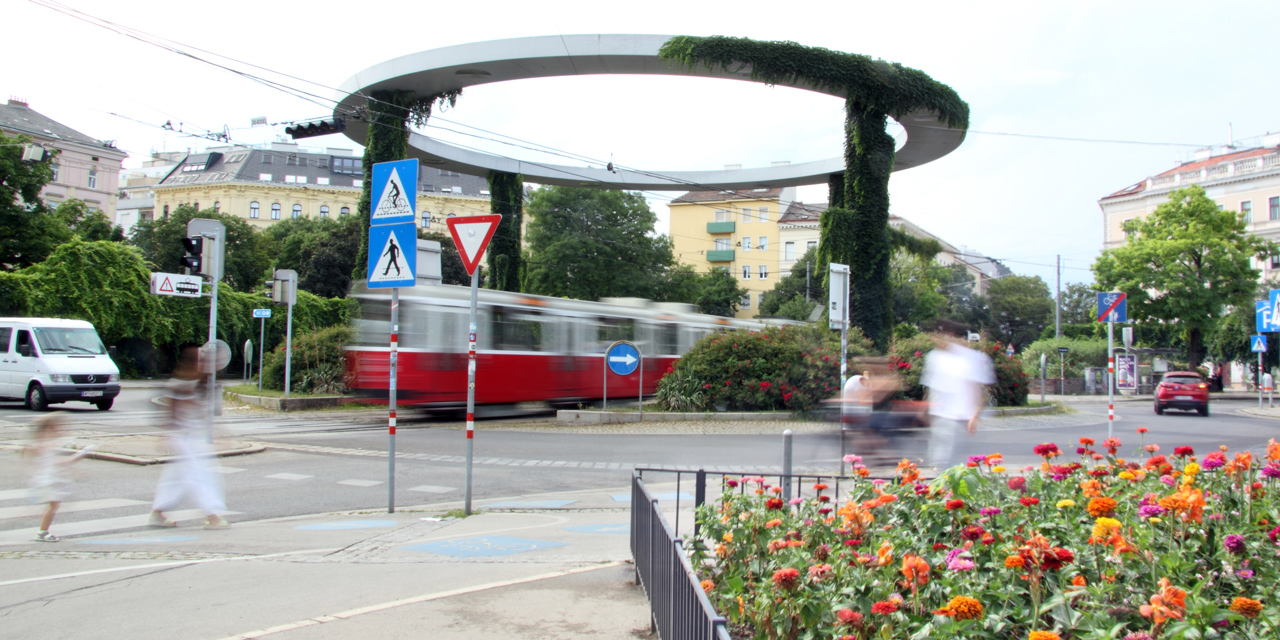 Gaußplatz an der Grenze von 2. und 20. Bezirk in Wien