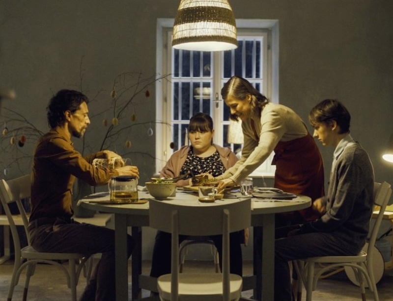 Szenenbild aus "Family Dinner"