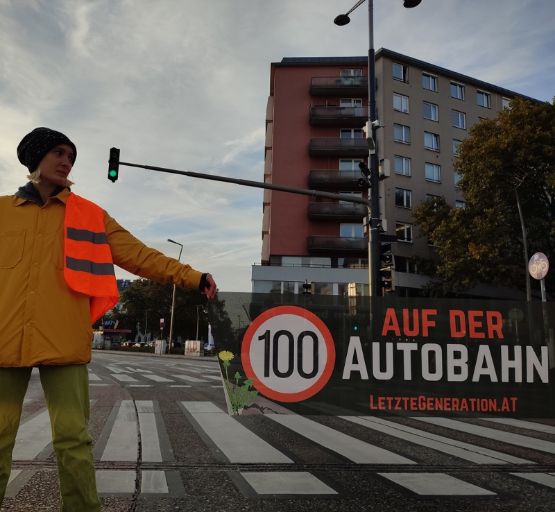 Protest am Wiener Praterstern für Tempo 100 auf der Autobahn
