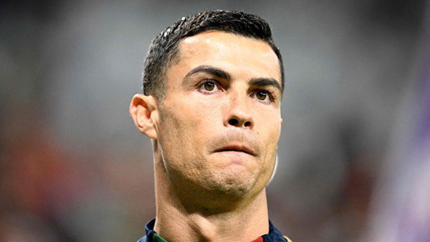 Cristiano Ronaldo mit ernstem Blick