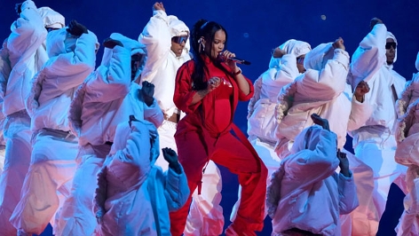 Rihanna rockt die Halftime Show