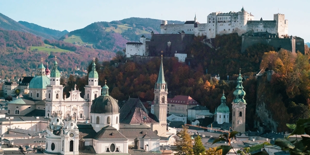 Symbolbilder Salzburg - mit Festung und Getreidegasse