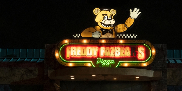 Golden Freddy and Abby (Piper Rubio) in Five Nights at Freddy's