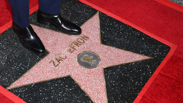 Zac Efron bekommt Stern auf dem Hollywood Walk of Fame in Los Angeles