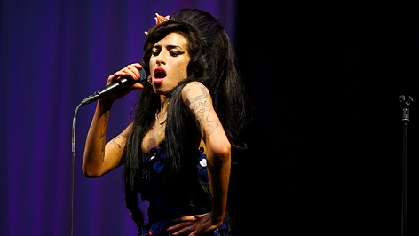 Das Original: Amy Winehouse bei einem Auftritt 2008